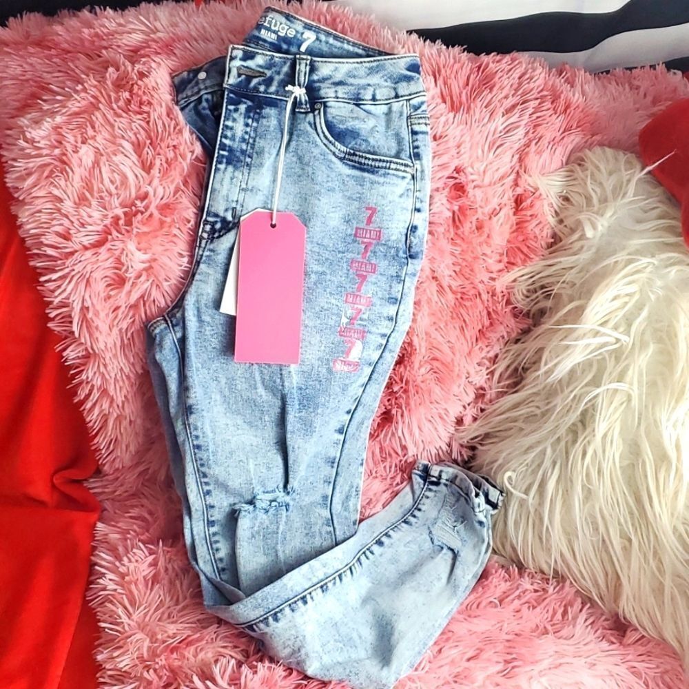 NEW Refuge Acid Washed Distressed High Rise Skinny Jeans